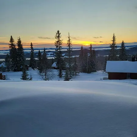 Sunny With Panoramic Views At Sjusjoen