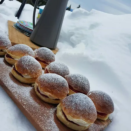 Sunny With Panoramic Views At Ferienhaus *